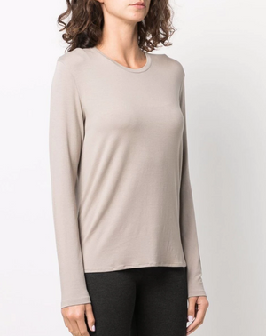 Long-sleeve T-shirt